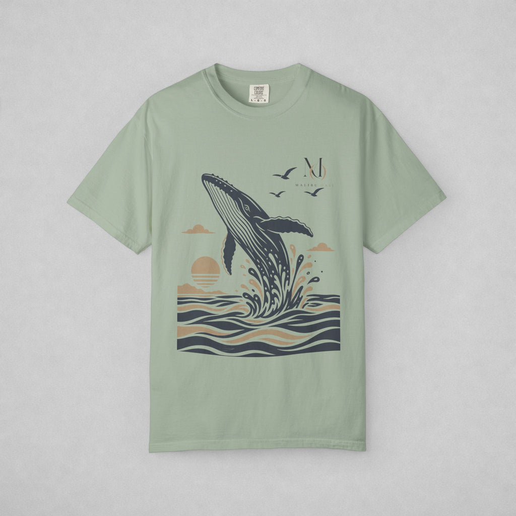 Bay. Shirt with whale and monogram.